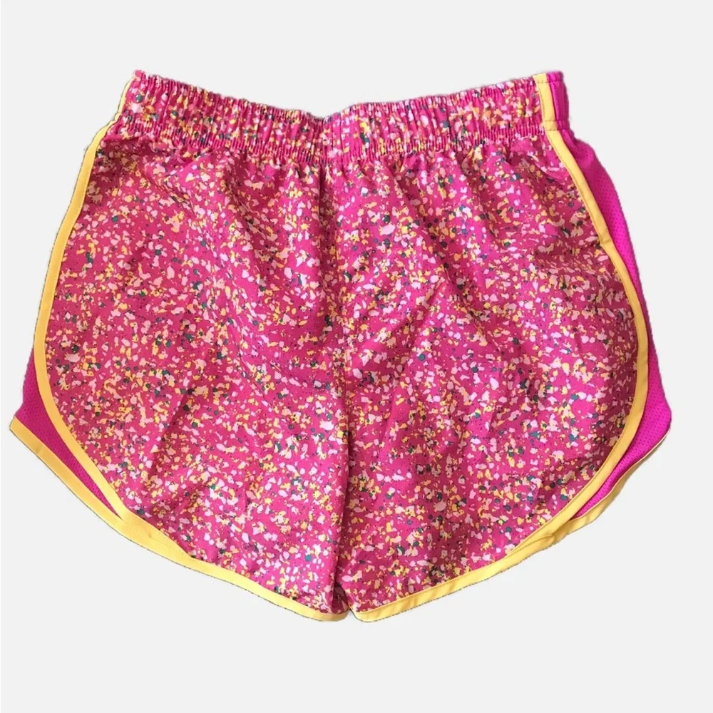 Nike Women’s Pink Floral Shorts size XS (0-2)